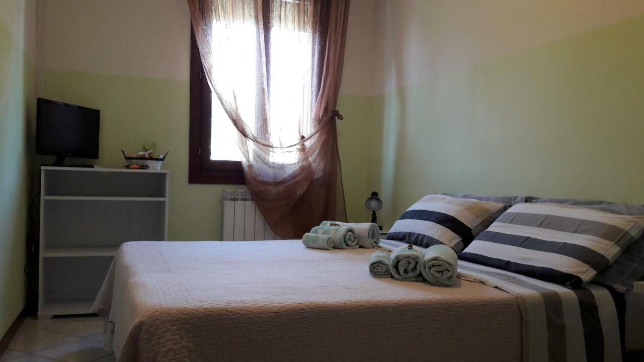 Adria Bella Locazione Turistica Bed & Breakfast Bagian luar foto