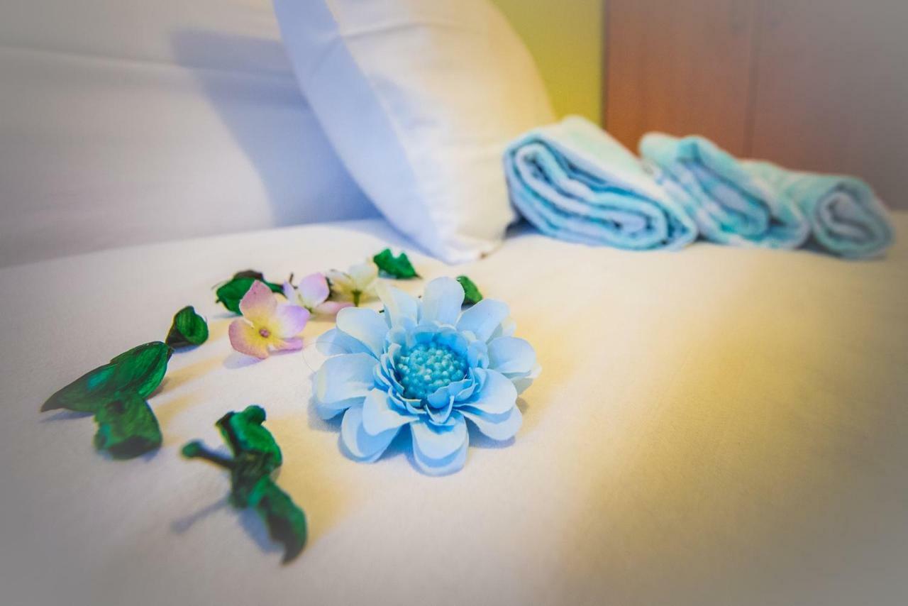 Adria Bella Locazione Turistica Bed & Breakfast Bagian luar foto