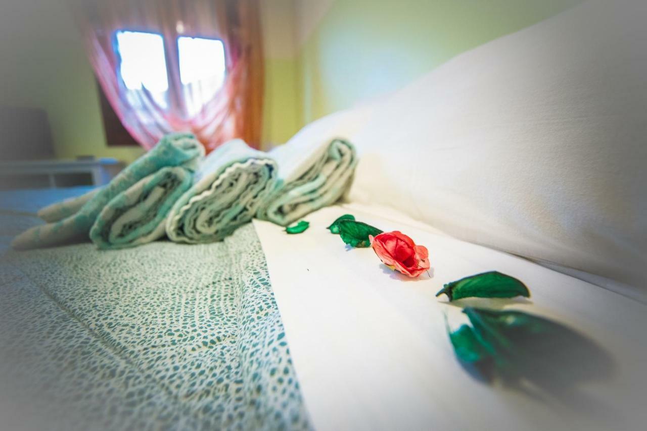 Adria Bella Locazione Turistica Bed & Breakfast Bagian luar foto