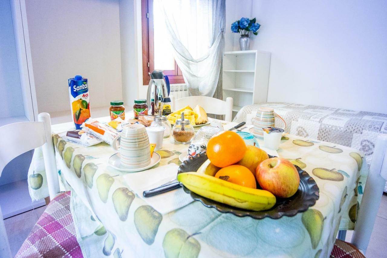 Adria Bella Locazione Turistica Bed & Breakfast Bagian luar foto