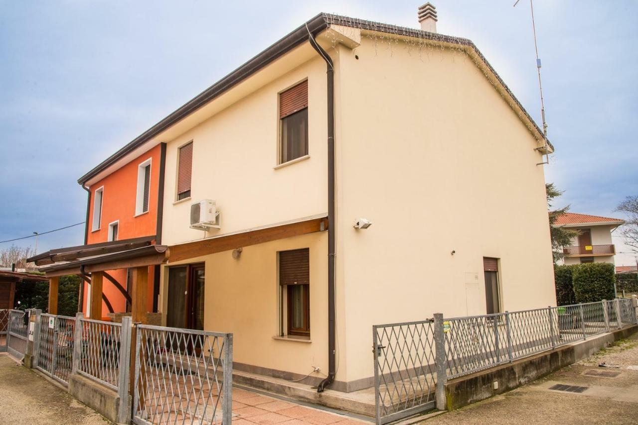 Adria Bella Locazione Turistica Bed & Breakfast Bagian luar foto