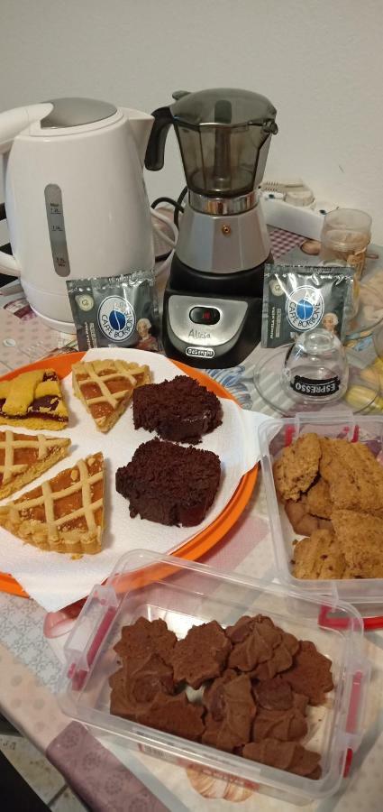 Adria Bella Locazione Turistica Bed & Breakfast Bagian luar foto